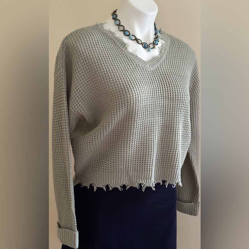 Moon & Madison Sage Waffle knit Frey Trim Cute Sweater Pull Over Sage Green Sz S